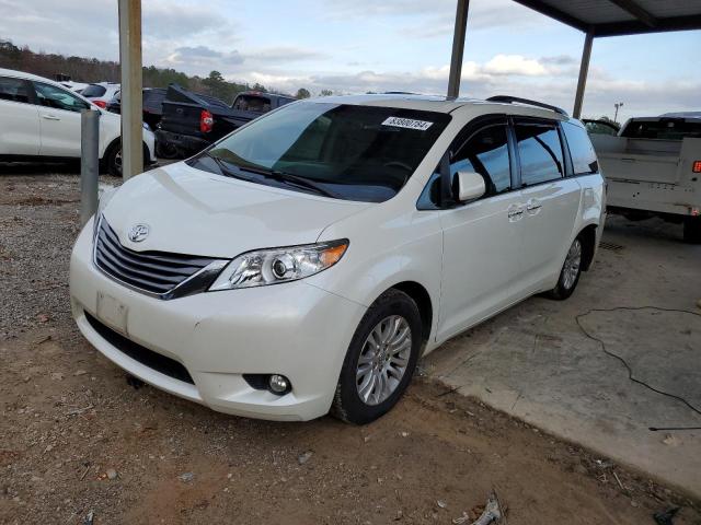 2016 Toyota Sienna Xle