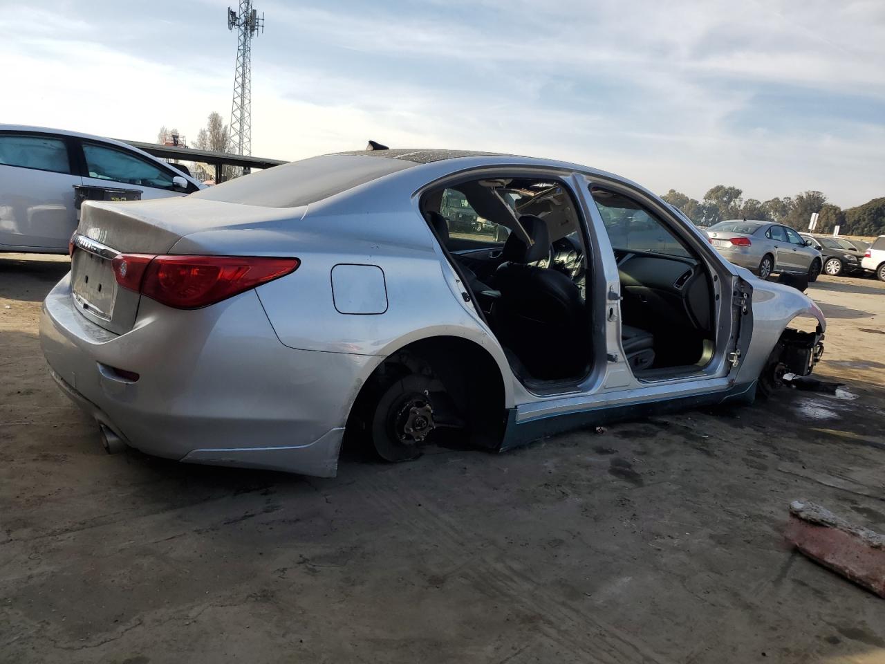 VIN JN1AV7AP1EM690886 2014 INFINITI Q50 no.3