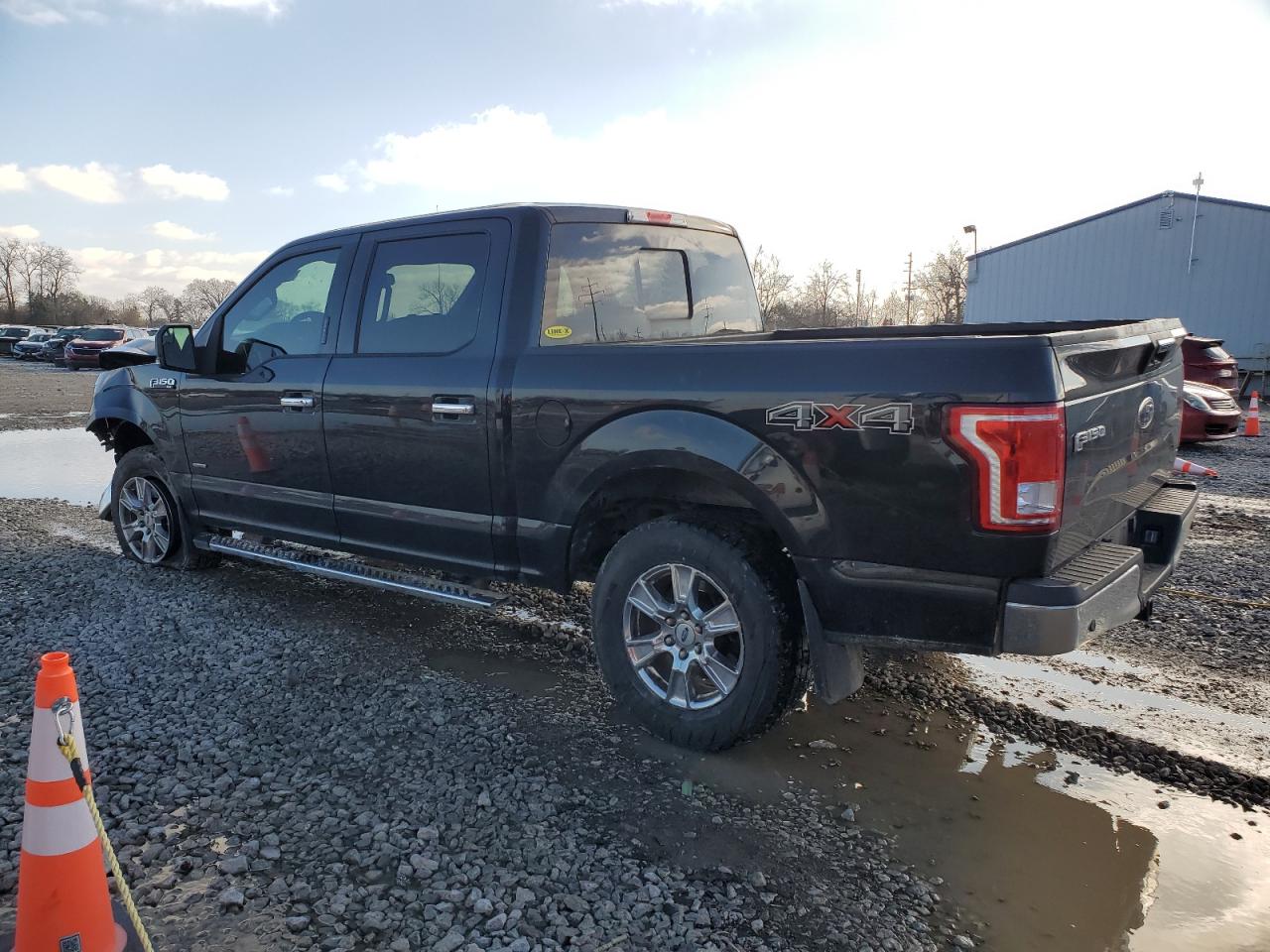 VIN 1FTEW1EGXFFB06056 2015 FORD F-150 no.2