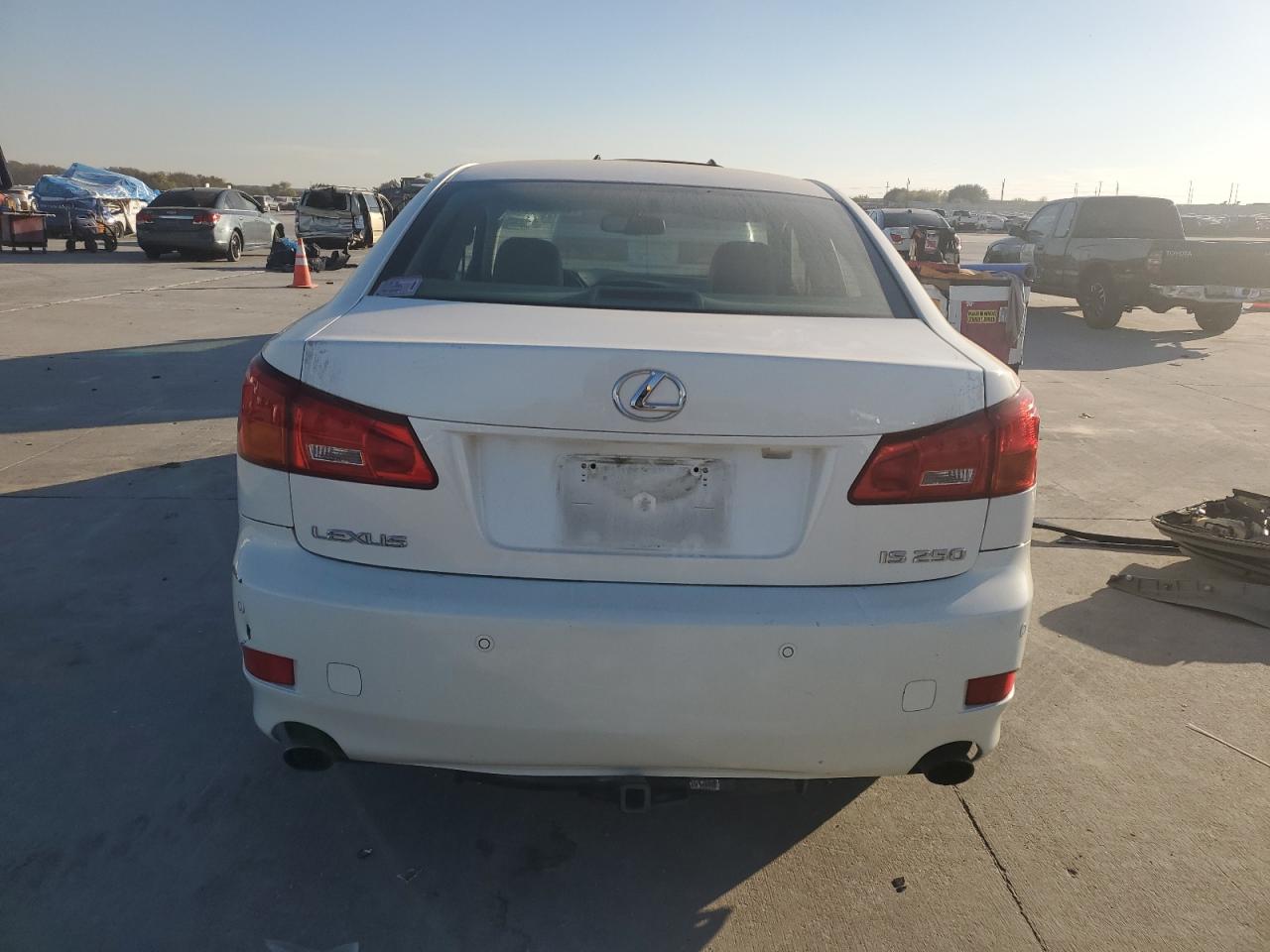 2006 Lexus IS - Image 6