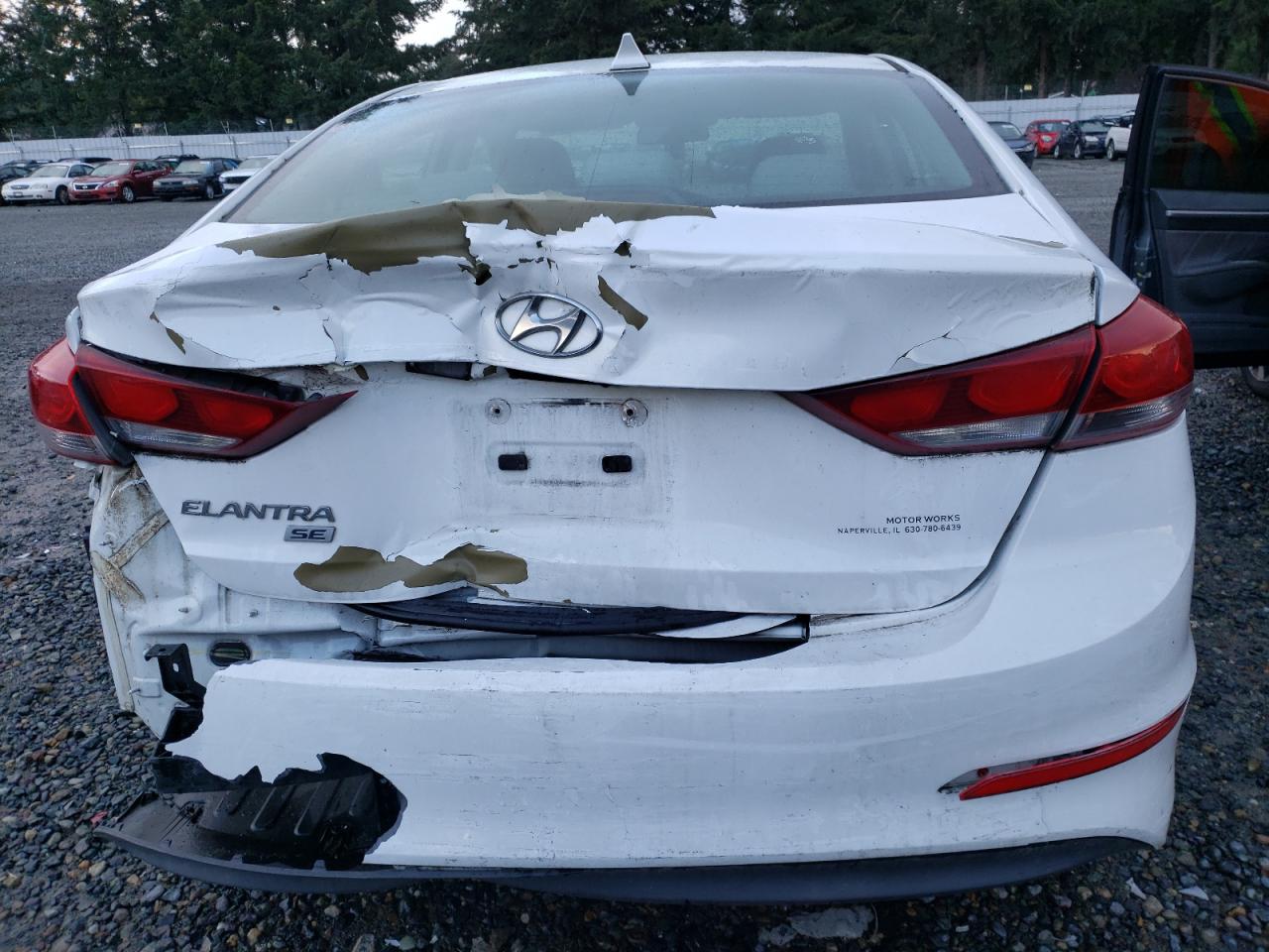 VIN 5NPD74LF5HH127670 2017 HYUNDAI ELANTRA no.6