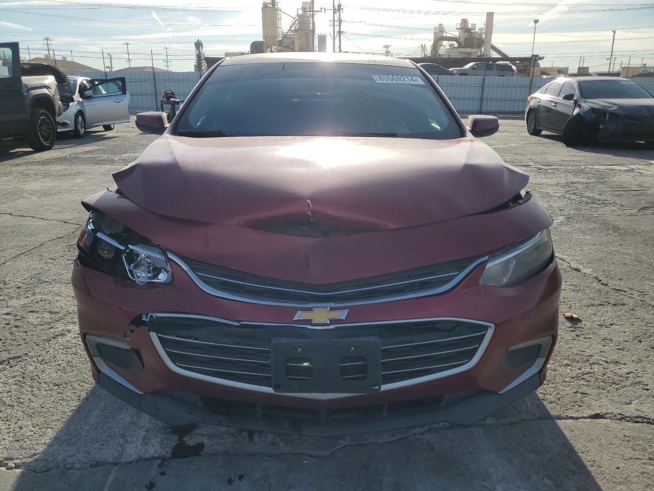 VIN 1G1ZD5ST3JF196748 2018 CHEVROLET MALIBU no.5