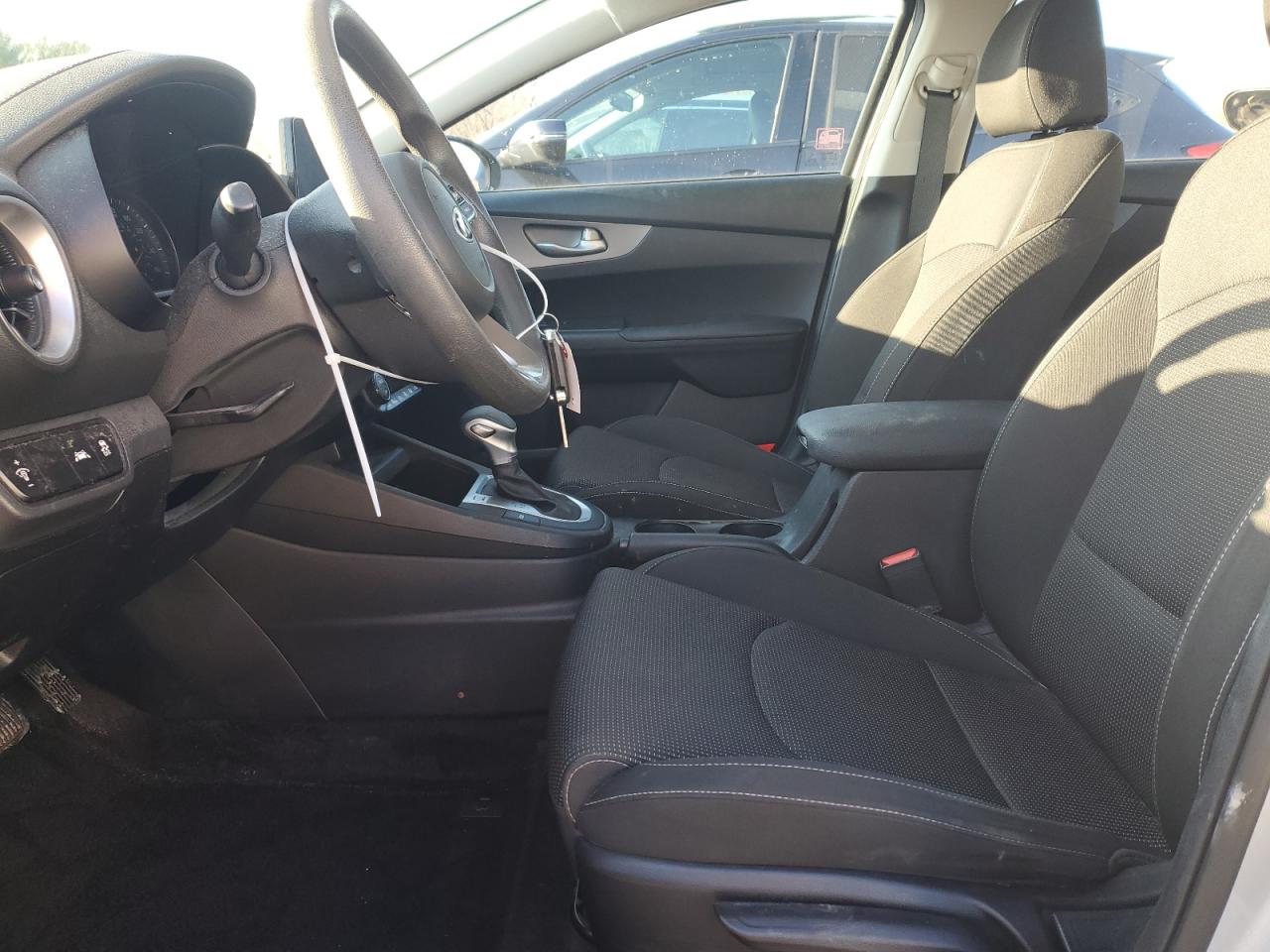2019 Kia Forte - Image 7