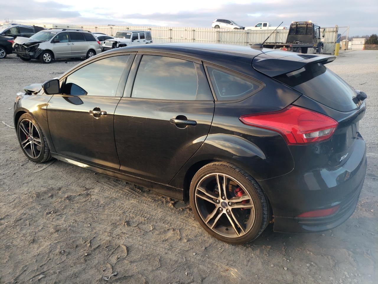 2015 Ford Focus - Image 2