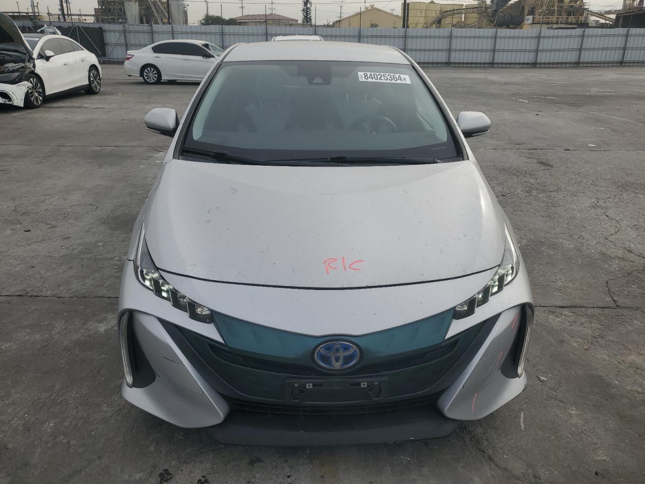 VIN JTDKARFP7H3010288 2017 TOYOTA PRIUS no.5