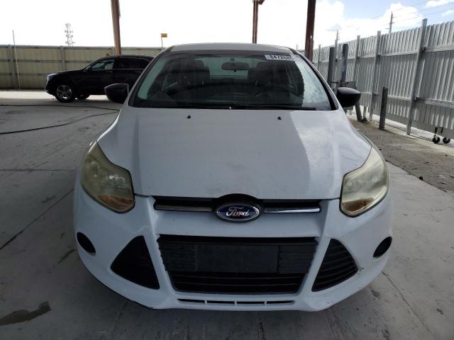 Sedans FORD FOCUS 2014 White