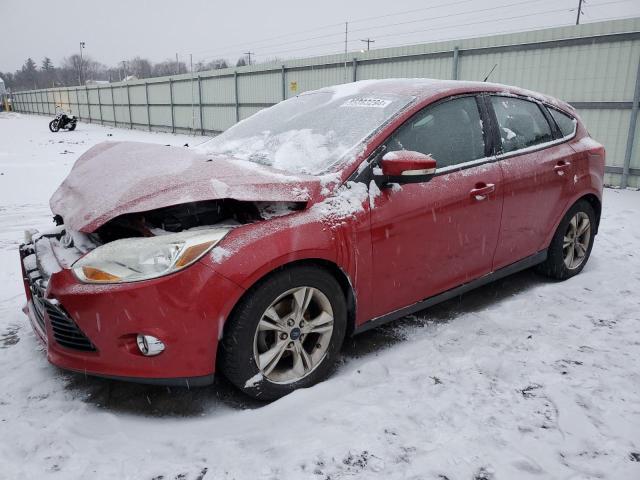  FORD FOCUS 2012 Czerwony