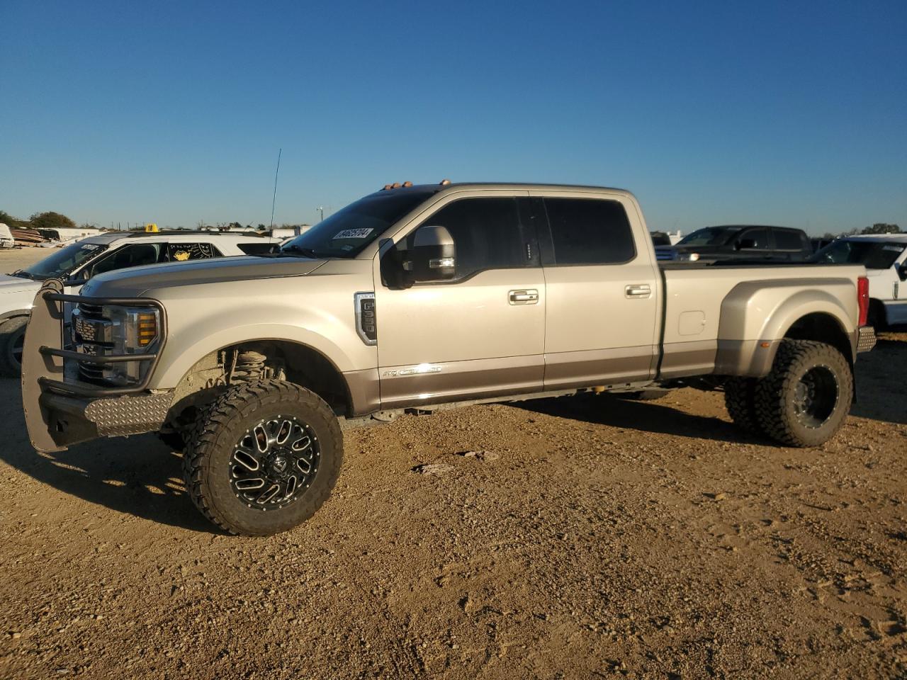 2018 Ford F350 - Image 1