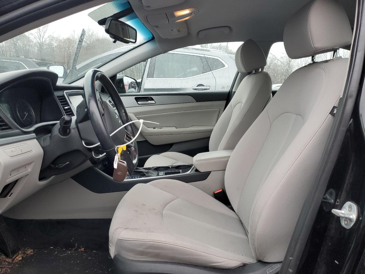 2018 Hyundai Sonata - Image 7