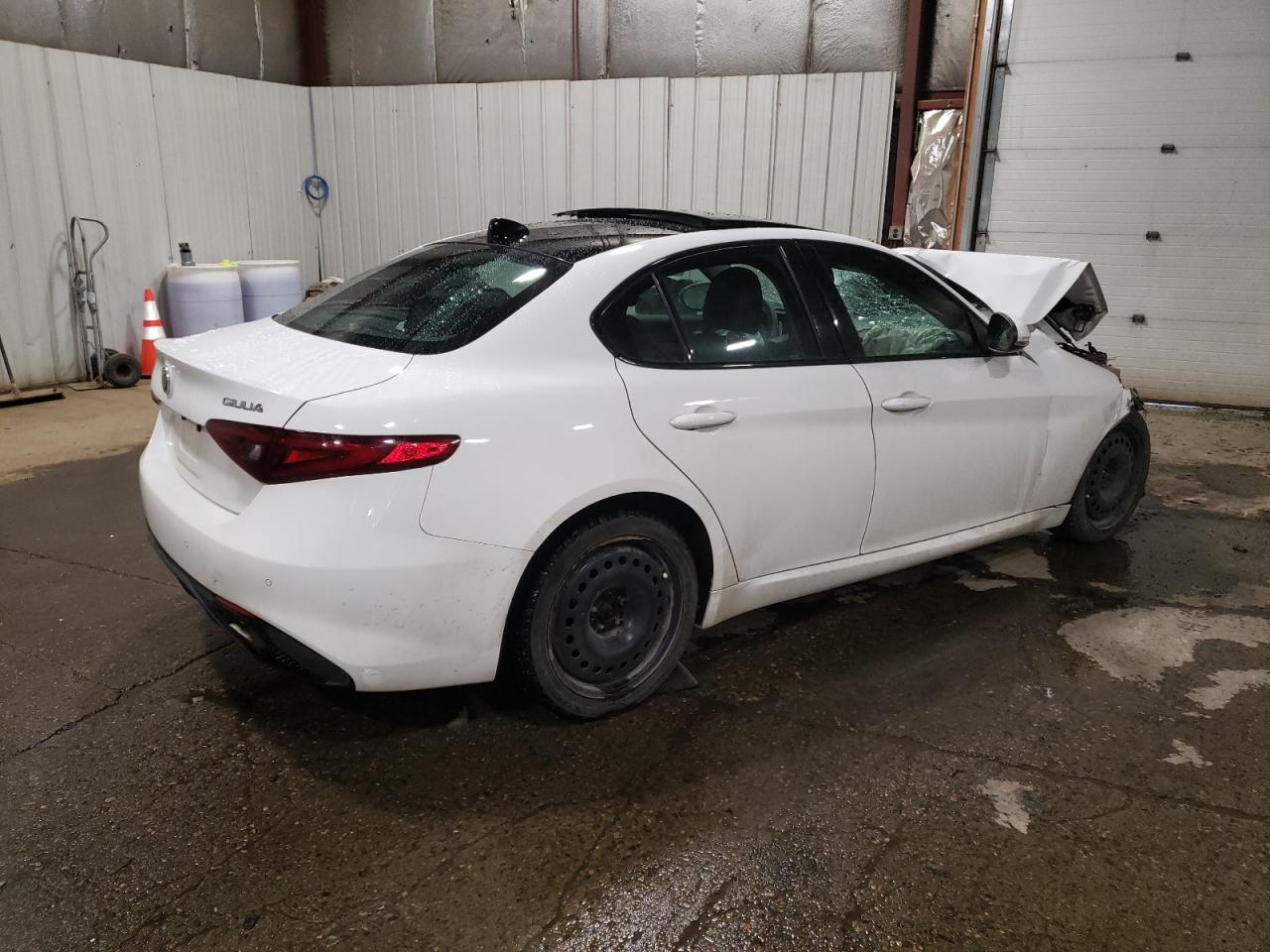 2018 Alfa Romeo Giulia - Image 3