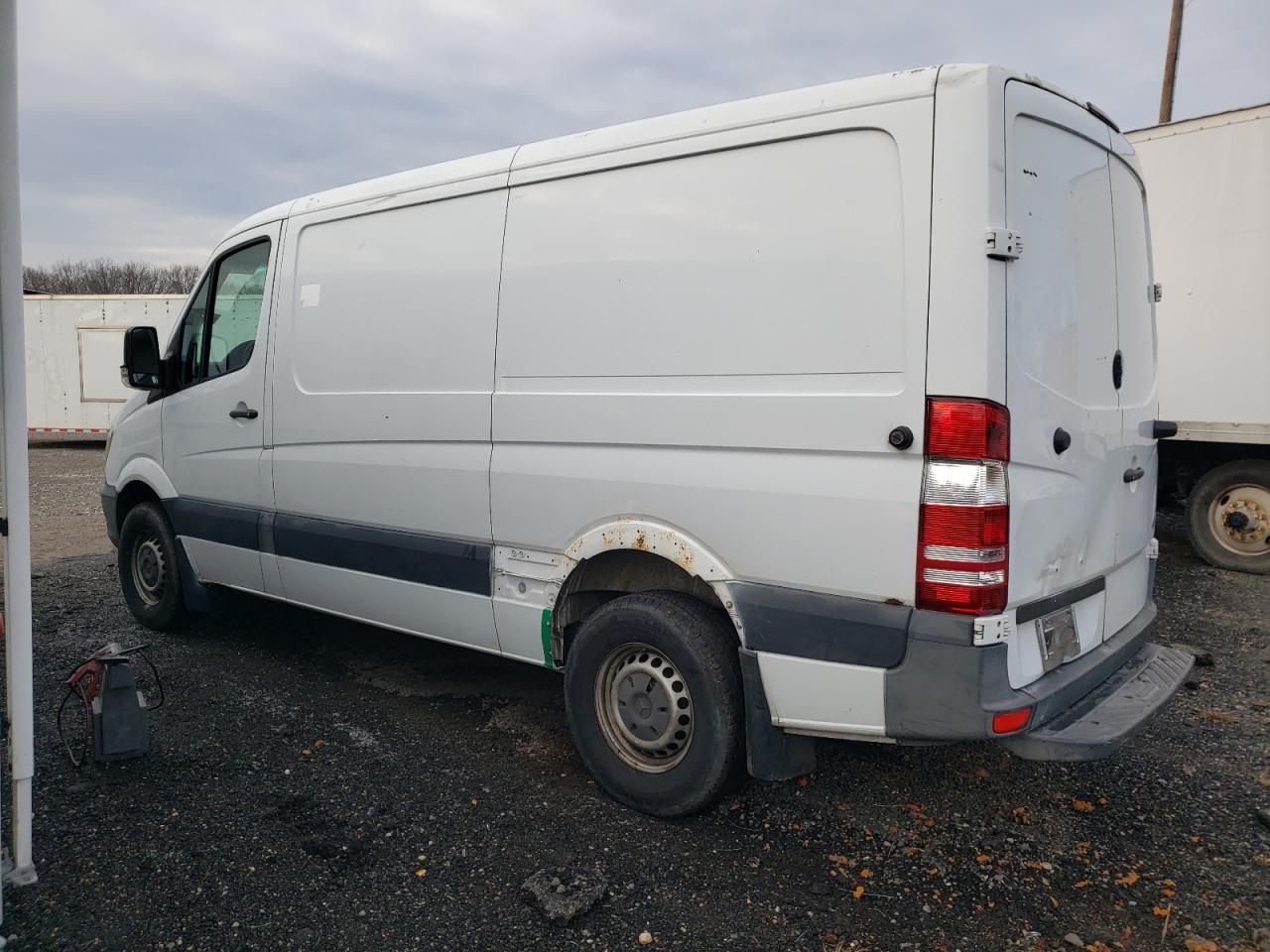 VIN WD3PE7DC4E5908145 2014 MERCEDES-BENZ SPRINTER no.2