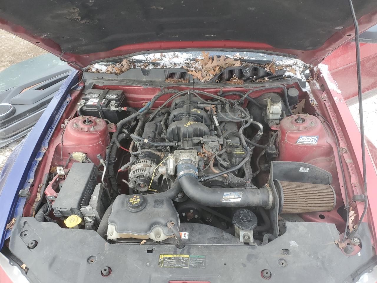 2010 Ford Mustang - Image 11