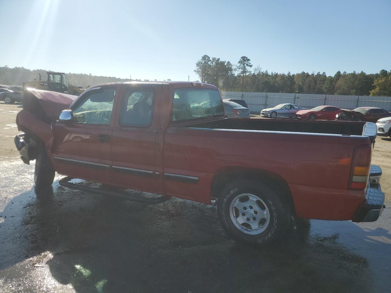 2002 Chevrolet Silverado - Image 2