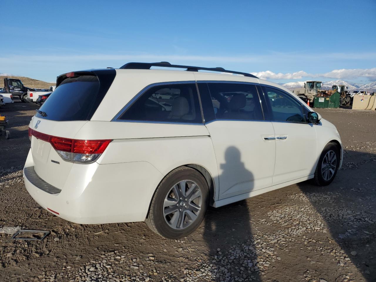 2014 Honda Odyssey - Image 3