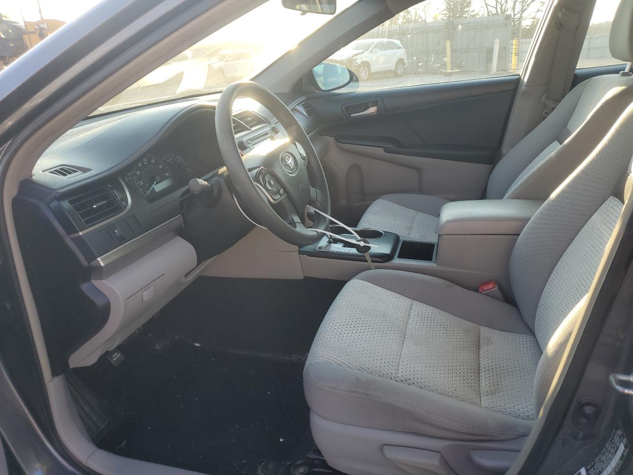 2014 Toyota Camry - Image 7