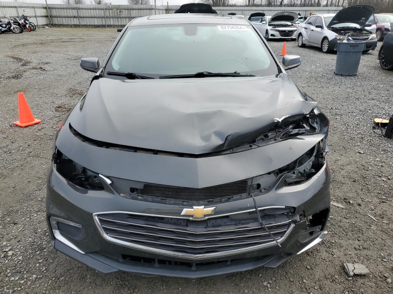 2018 Chevrolet Malibu - Image 5