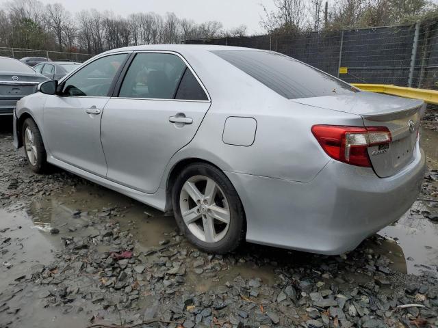  TOYOTA CAMRY 2014 Серебристый