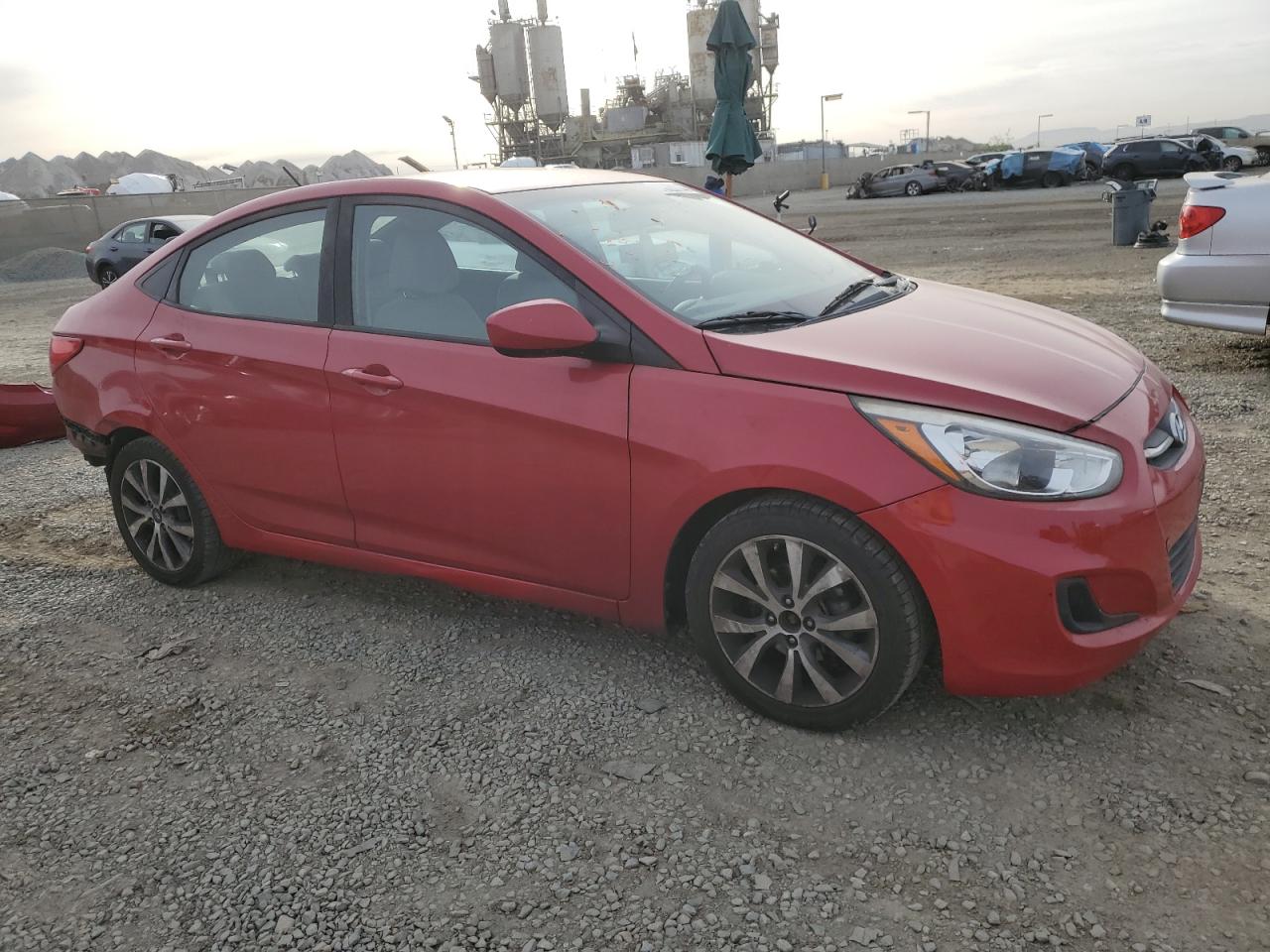 VIN KMHCT4AE3HU343696 2017 HYUNDAI ACCENT no.4