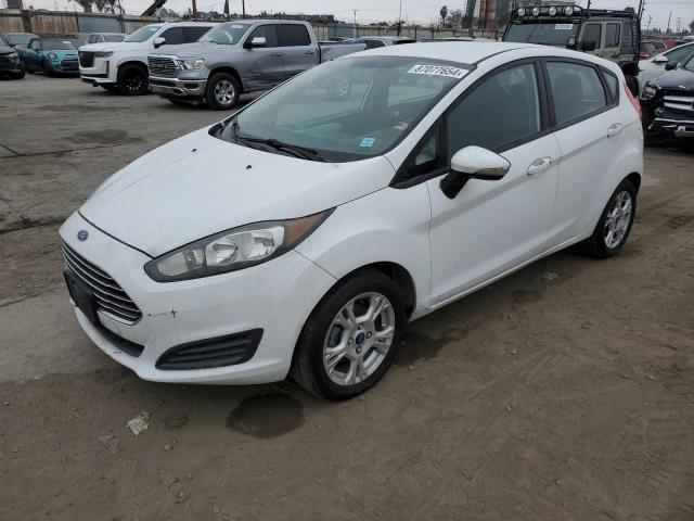 Хетчбеки FORD FIESTA 2014 Білий