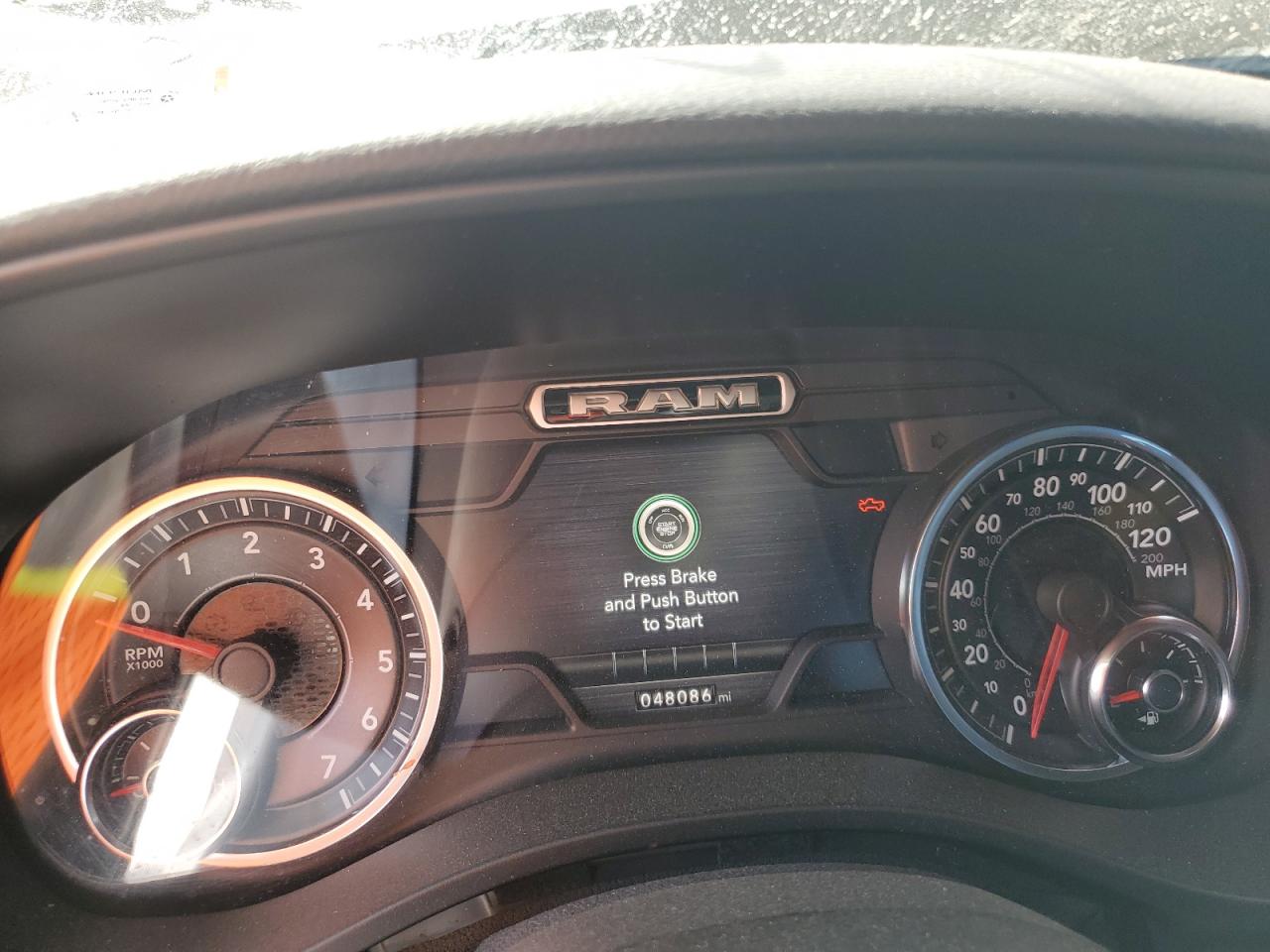 2020 RAM 1500 - Image 9