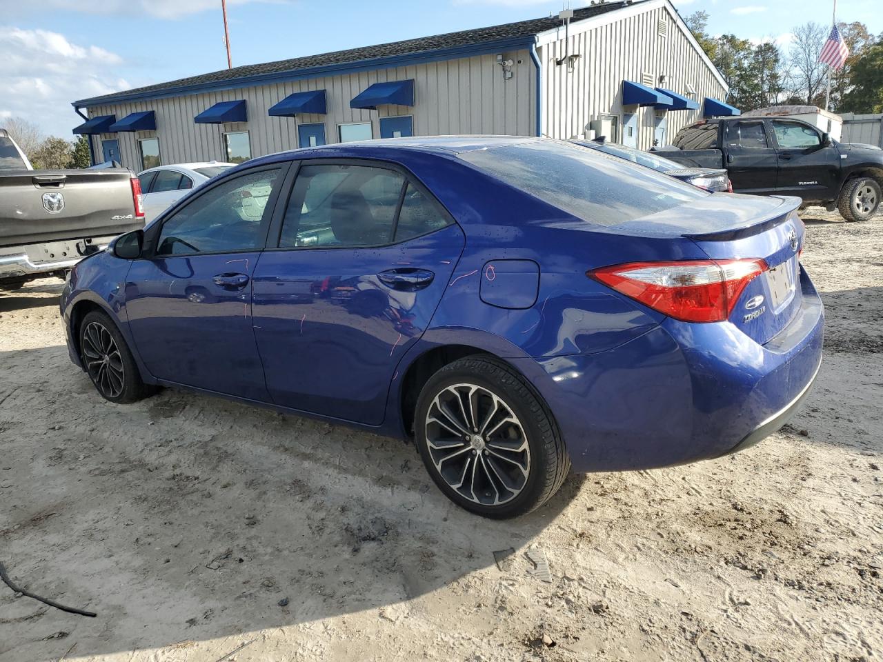 VIN 2T1BURHE6GC563331 2016 TOYOTA COROLLA no.2