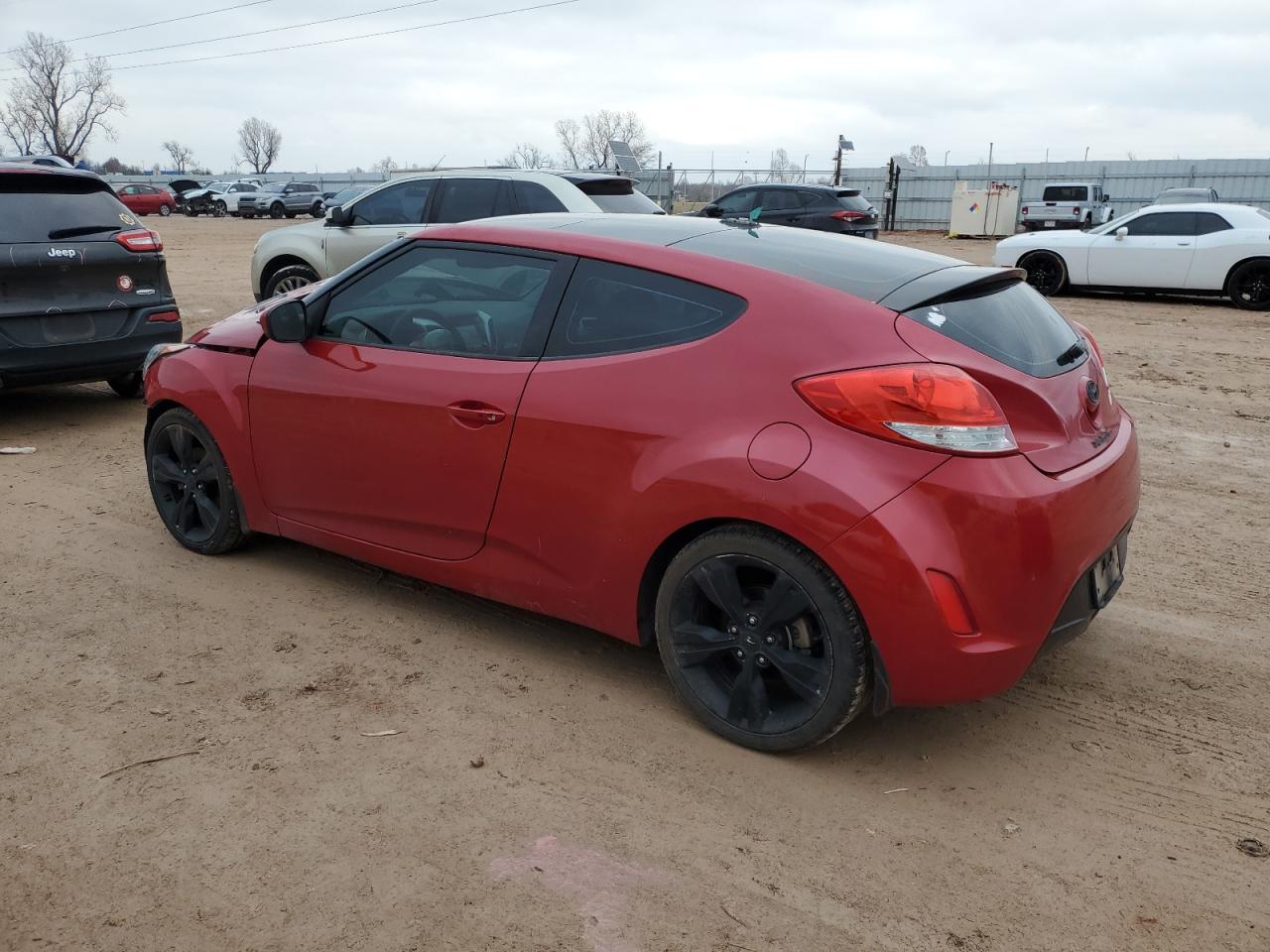 VIN KMHTC6AD2DU121339 2013 HYUNDAI VELOSTER no.2