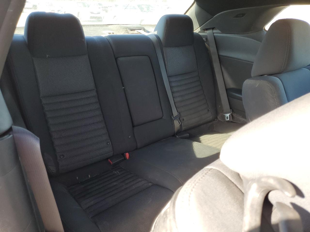 2014 Dodge Challenger - Image 10