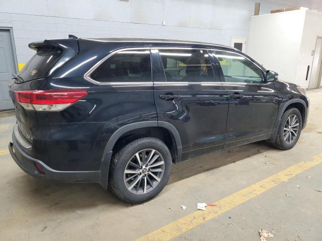  TOYOTA HIGHLANDER 2018 Чорний