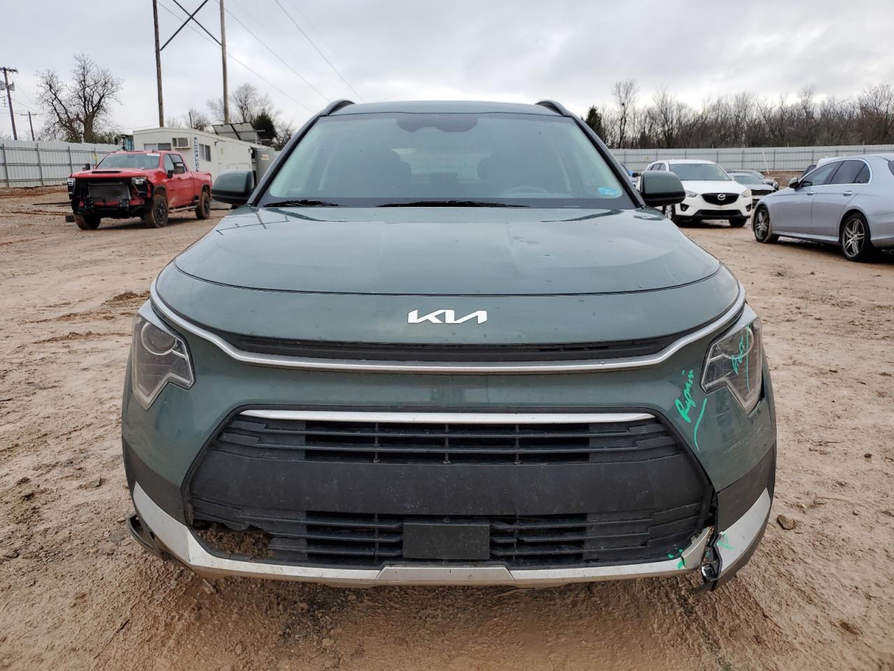2023 Kia Niro - Image 5