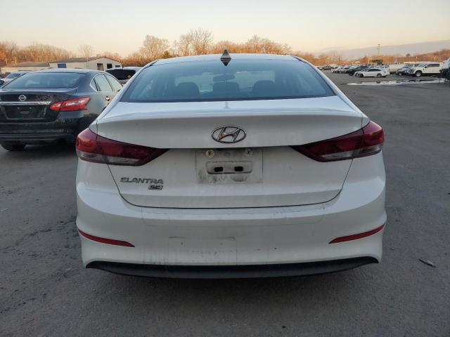  HYUNDAI ELANTRA 2018 Biały