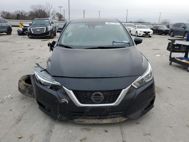  NISSAN VERSA 2021 Czarny