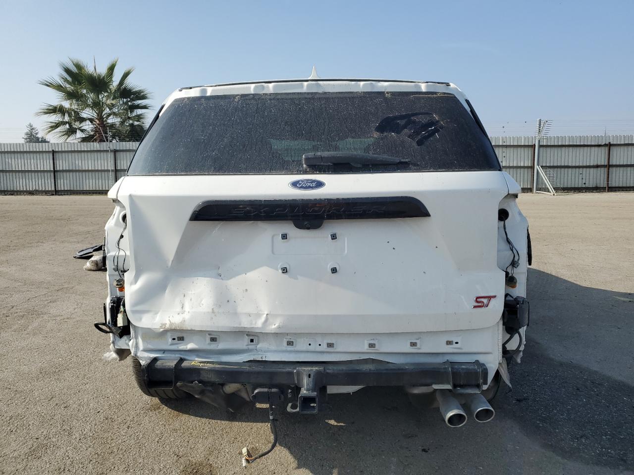 2022 Ford Explorer - Image 6