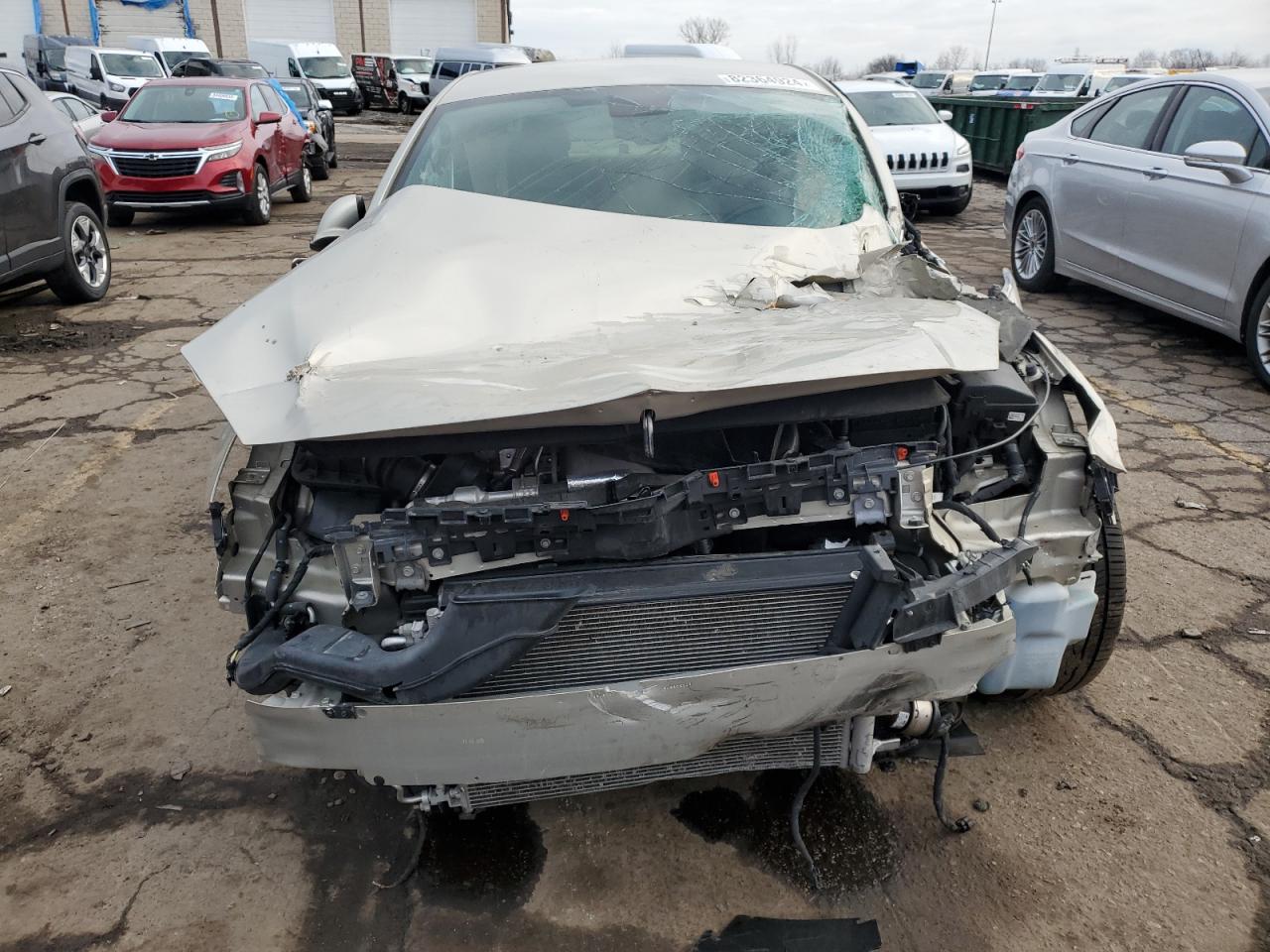 VIN 2G4GS5GX4G9189465 2016 BUICK REGAL no.5