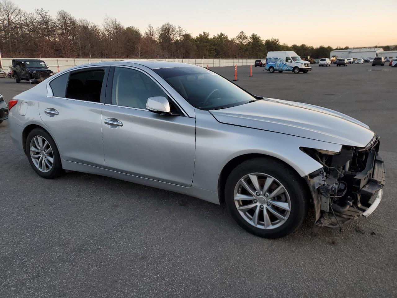 2017 Infiniti Q50 - Image 4