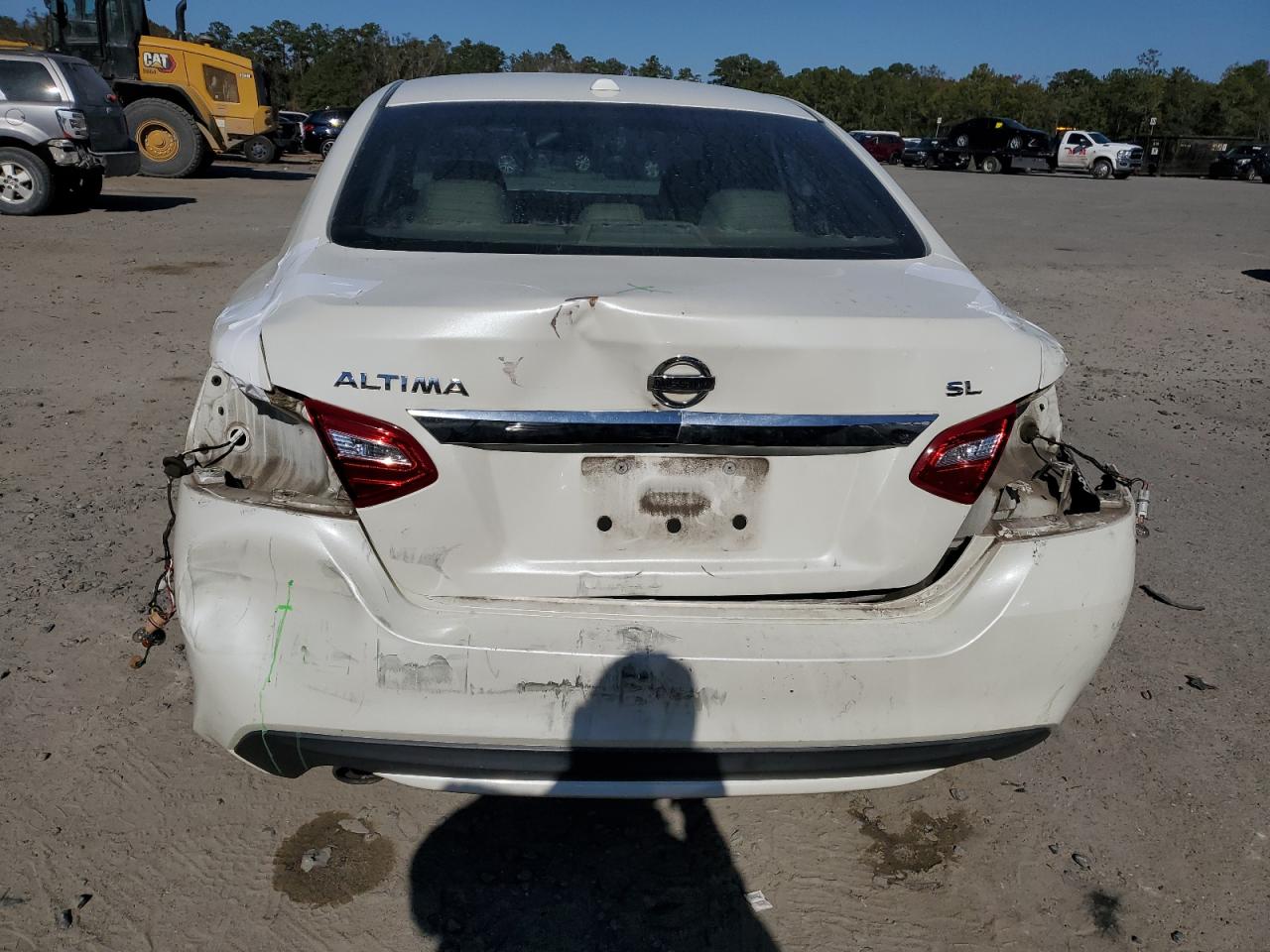 2017 Nissan Altima - Image 6