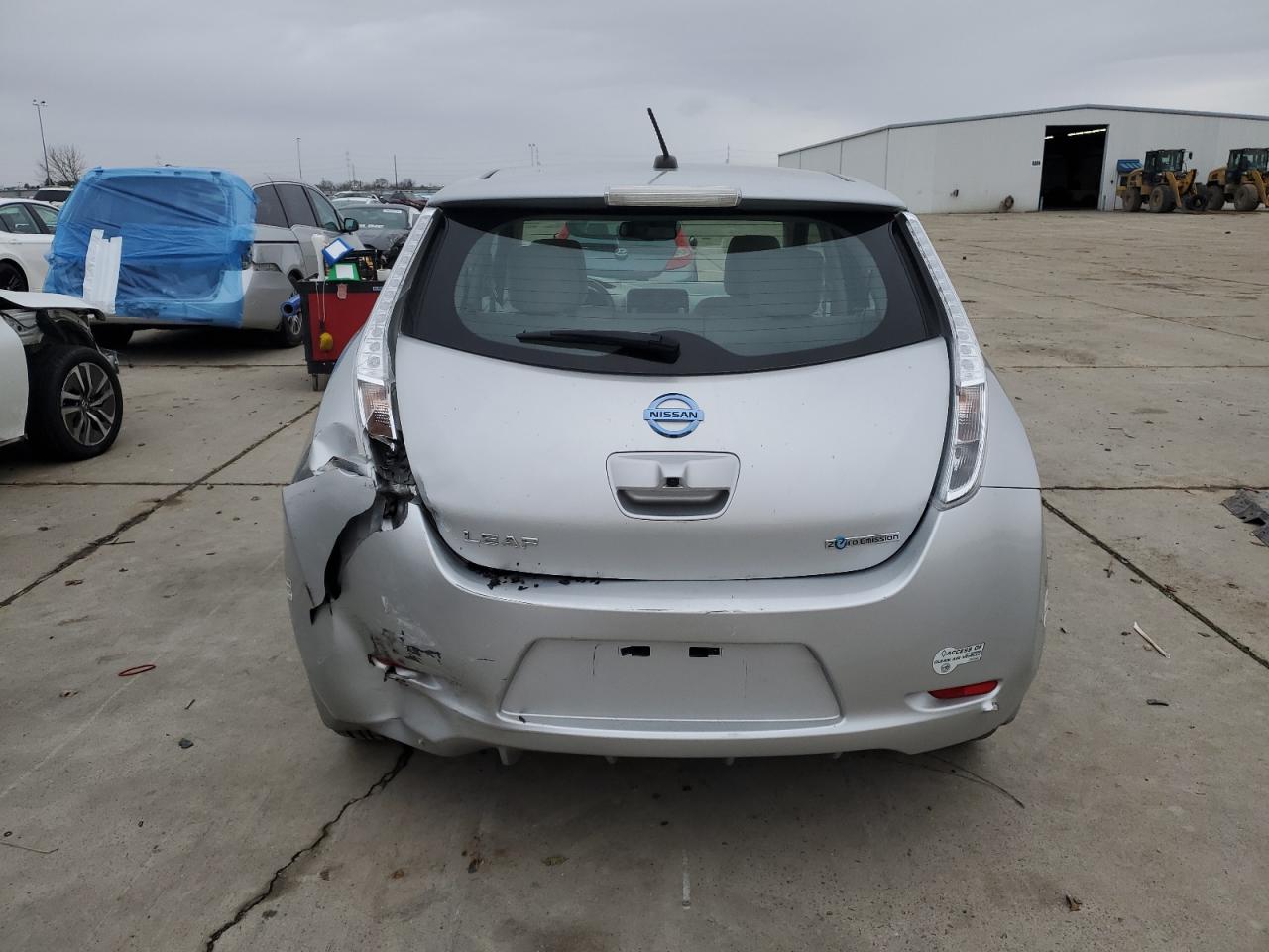 VIN 1N4AZ0CP7FC302191 2015 NISSAN LEAF no.6