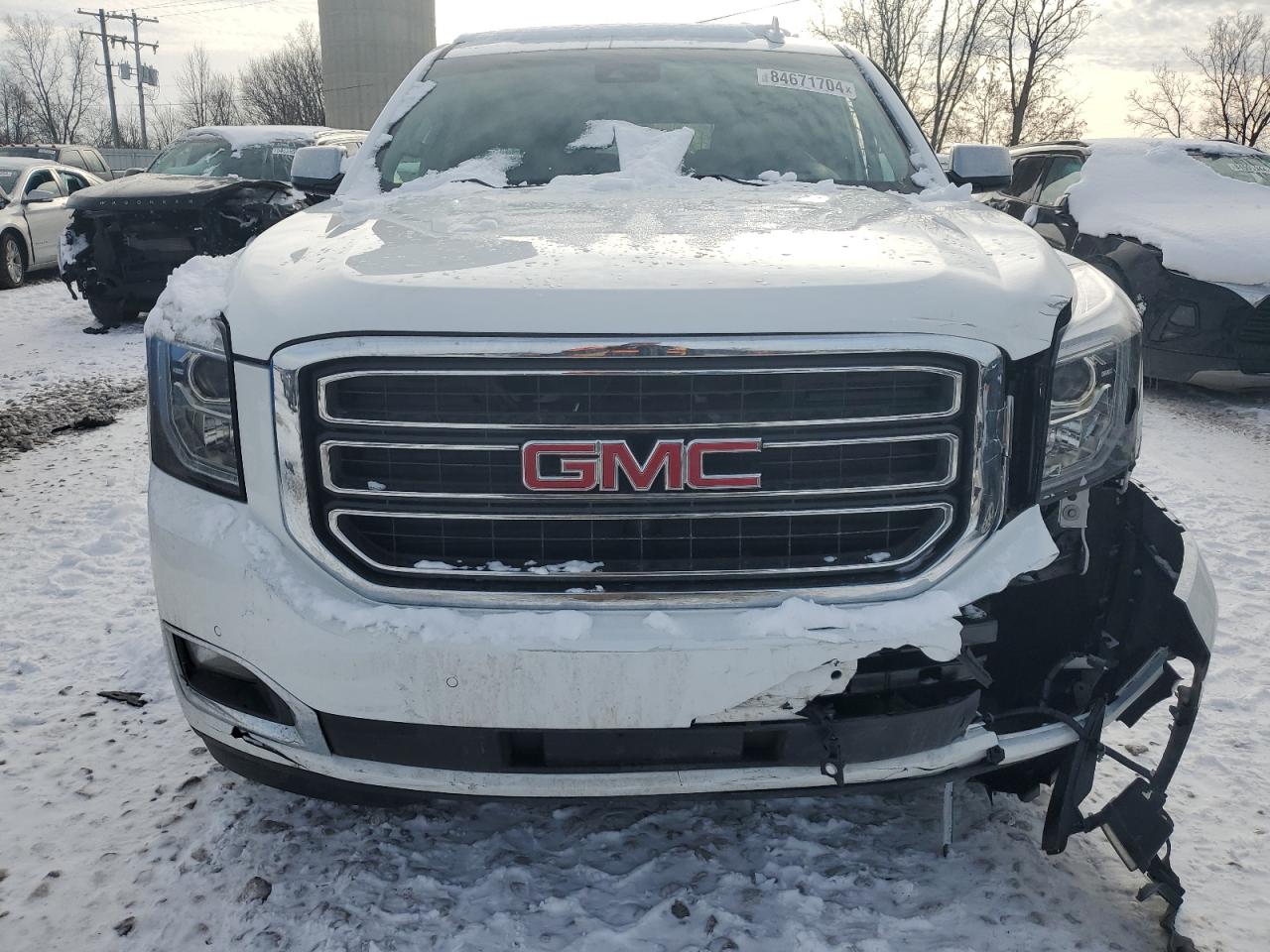 2017 GMC Yukon - Image 5