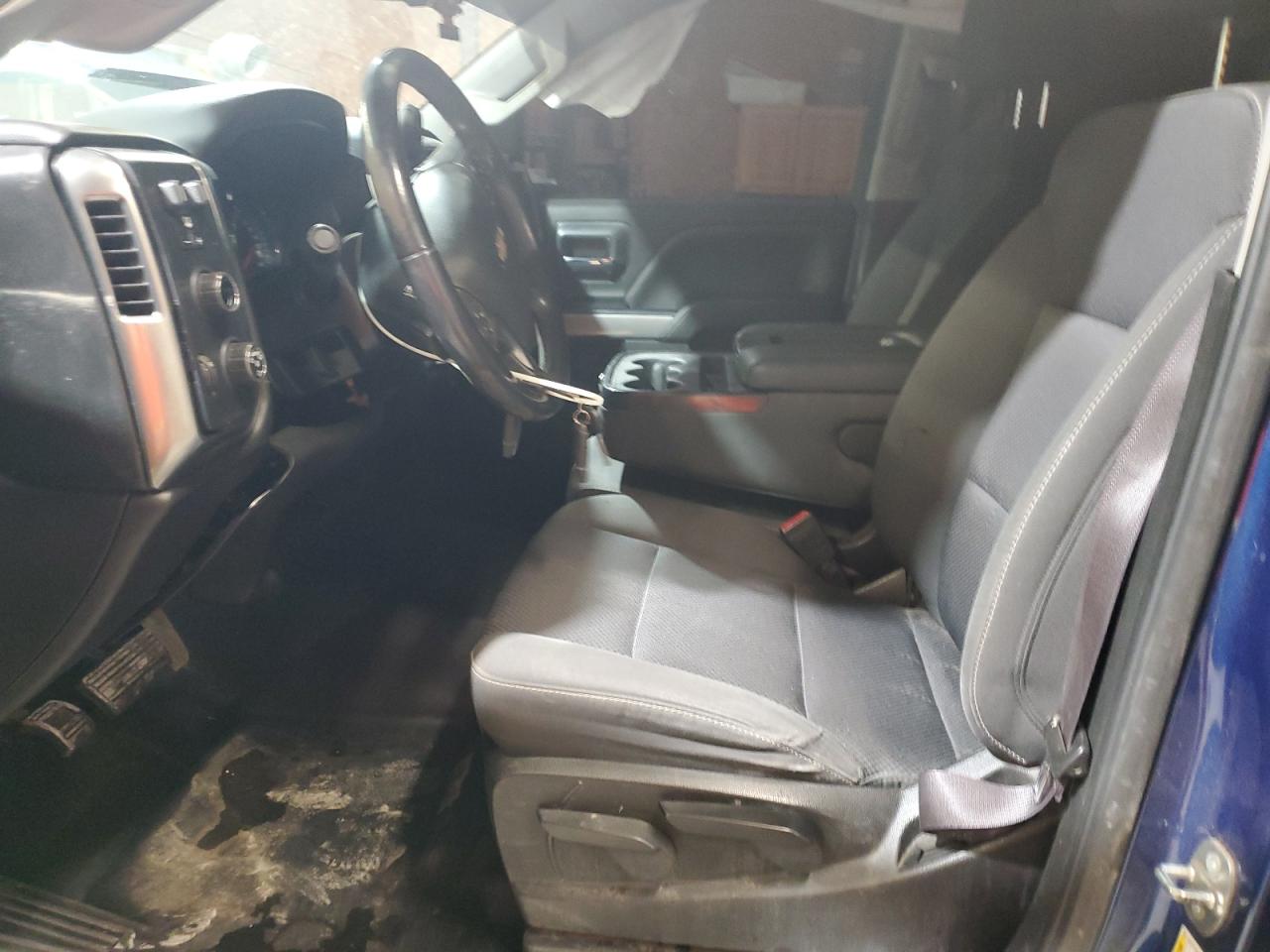 2017 Chevrolet Silverado - Image 7