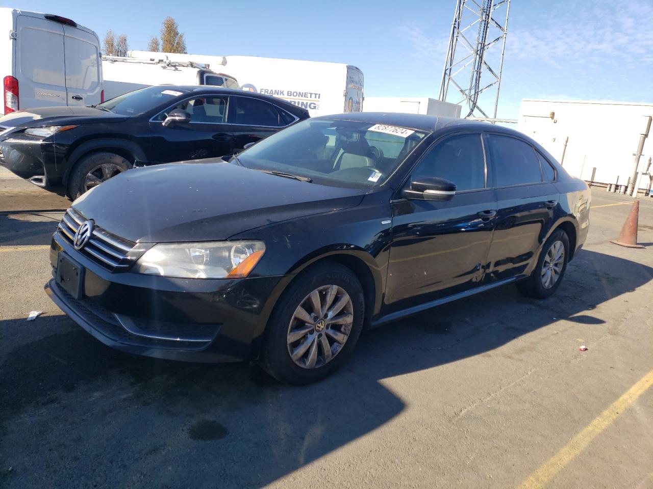 2015 Volkswagen Passat - Image 1