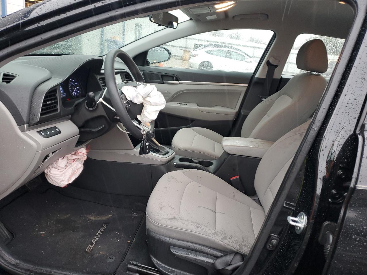 2020 Hyundai Elantra - Image 7