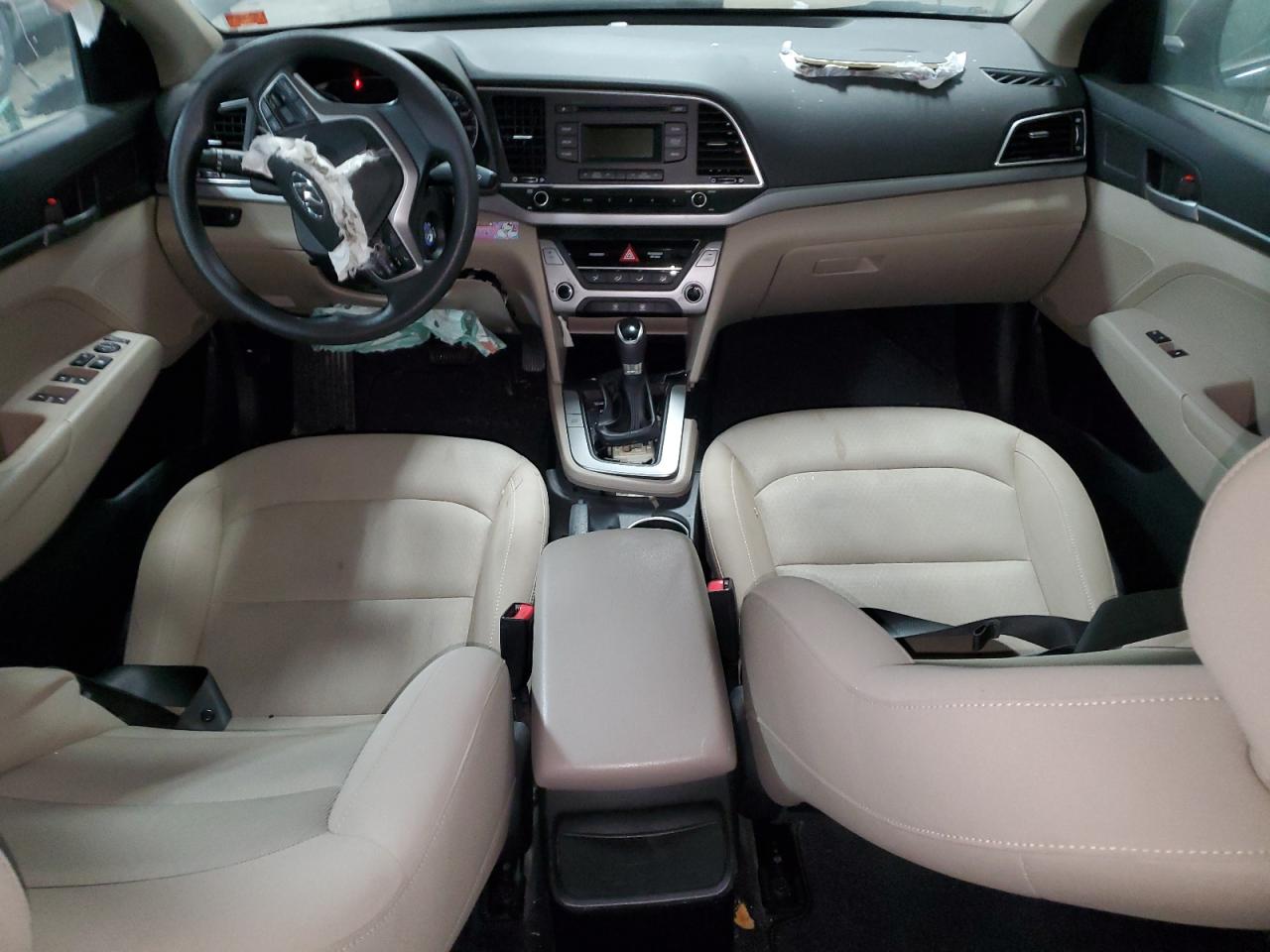 2017 Hyundai Elantra - Image 8