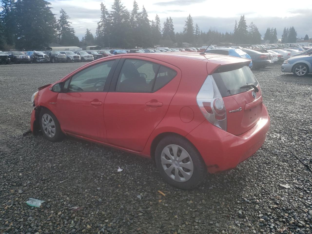 VIN JTDKDTB33D1530081 2013 TOYOTA PRIUS no.2