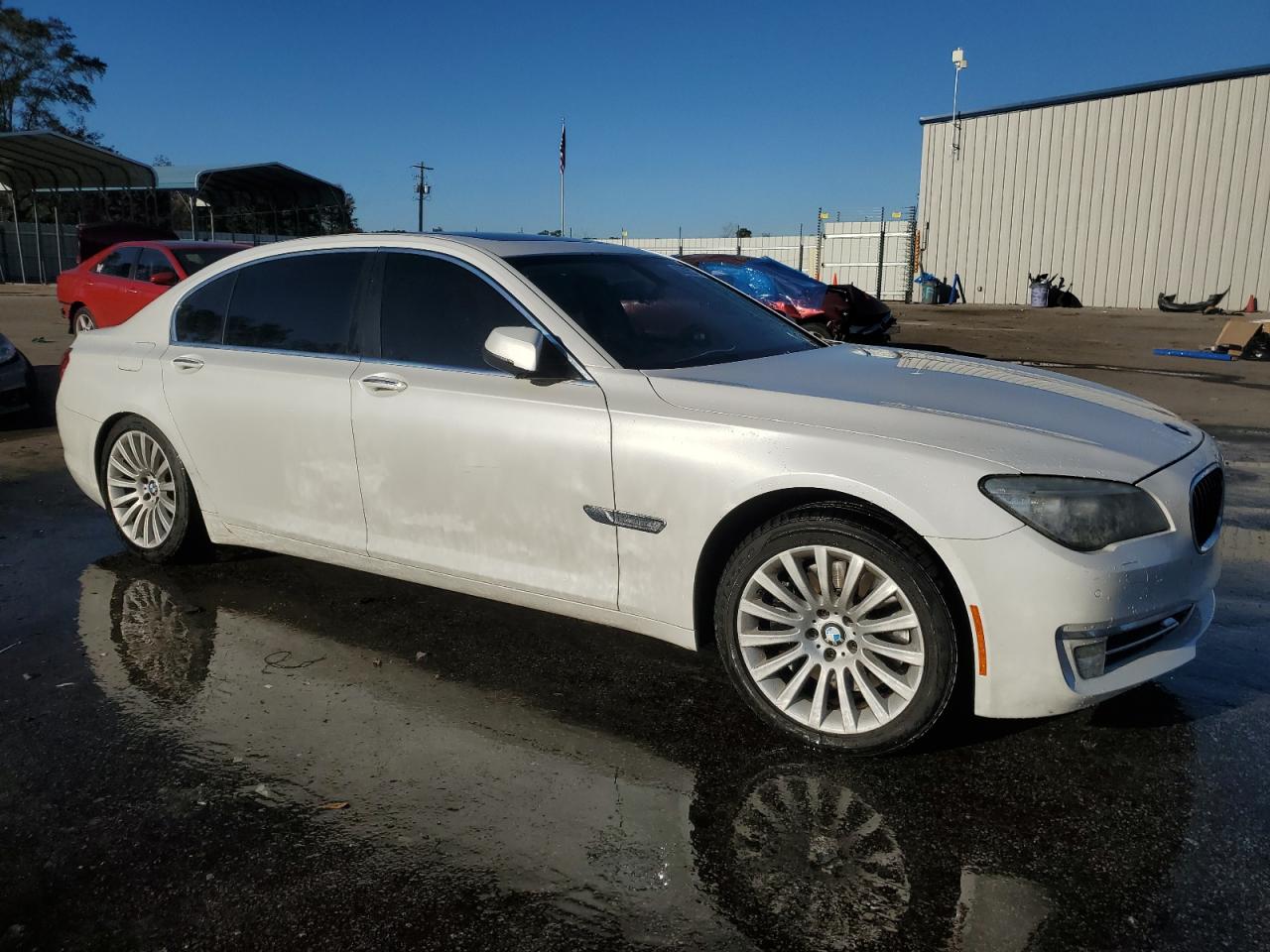 VIN WBAYE8C57DD132579 2013 BMW 7 SERIES no.4