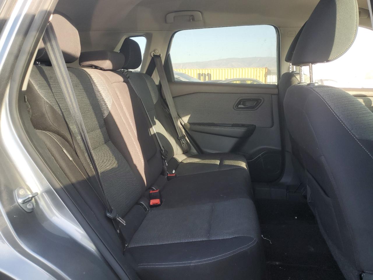2021 Nissan Rogue - Image 11