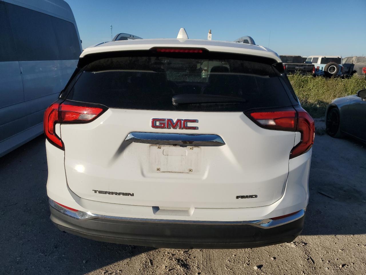 2018 GMC Terrain - Image 6