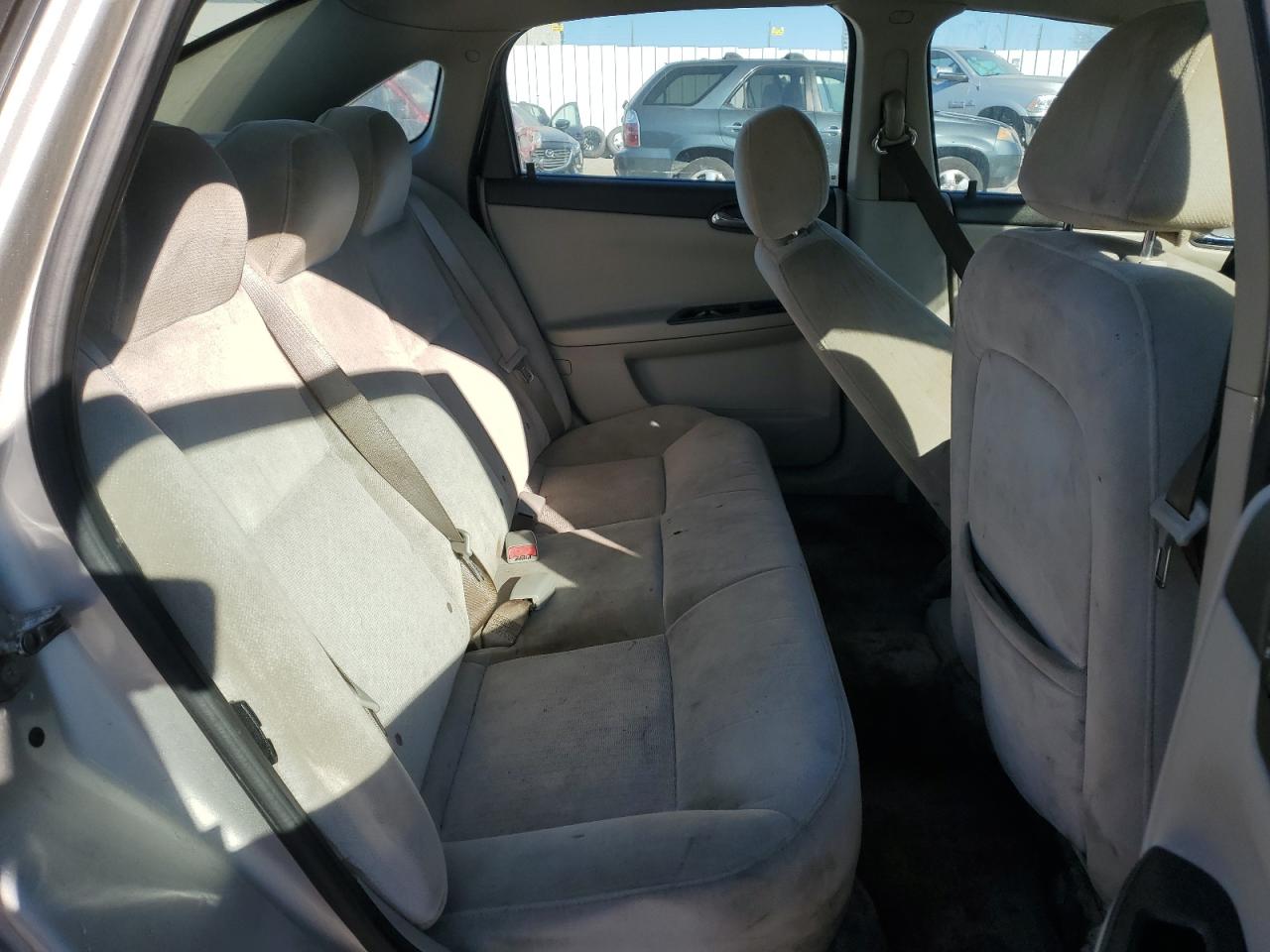 2008 Chevrolet Impala - Image 10