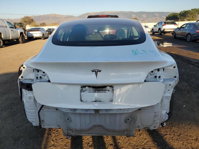  TESLA MODEL 3 2021 Білий