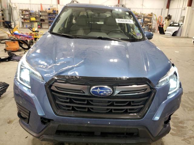  SUBARU FORESTER 2022 Granatowy