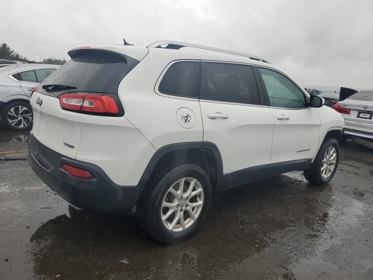 2015 Jeep Grand Cherokee - Image 3