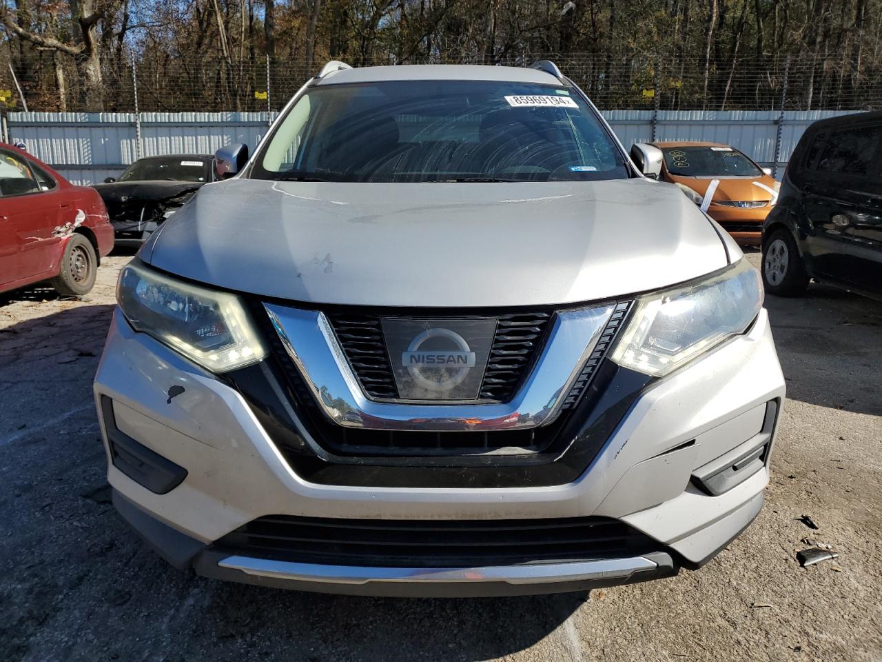 VIN 5N1AT2MT3HC870990 2017 NISSAN ROGUE no.5